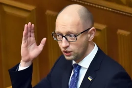 Thủ tướng Ukraine Arseniy Yatsenyuk phát biểu tại một cuộc họp ở thủ đô Kiev. (Nguồn: AFP/TTXVN)