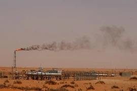 Cơ sở khai thác dầu của Công ty Aramco ở Khouris, Saudi Arabia. (Nguồn: AFP/TTXVN)
