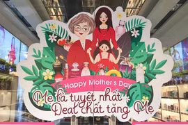 Năm nay sự kiện Ngày của Mẹ rơi vào Chủ Nhật - 8/5/2022, là dịp để tôn vinh những giá trị của người mẹ trong cuộc sống. (Ảnh: Việt Anh/Vietnam+)