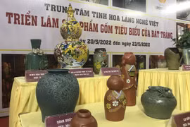 Sự kiện sẽ quảng bá hình ảnh của Thủ đô, giới thiệu những sản phẩm làng nghề truyền thống với du khách trong và ngoài nước tham dự SEA Games 31. (Ảnh: Việt Anh/Vietnam+)
