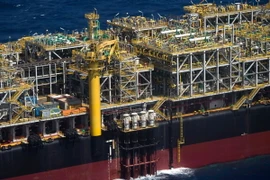 Toàn cảnh cơ sở lọc dầu ở Itaguai, cách Rio de Janeiro, Brazil khoảng 240km ngày 10/11. (Nguồn: AFP/ TTXVN)