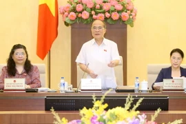 Chủ tịch Quốc hội Nguyễn Sinh Hùng phát biểu khai mạc phiên họp. (Ảnh: Nhan Sáng/TTXVN) 