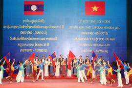 Đại sứ quán Việt Nam và Lào tại Trung Quốc giao lưu hữu nghị