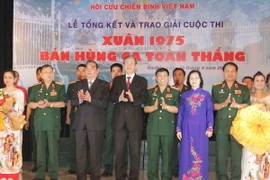 Khơi dậy ý chí và niềm tin trong xây dựng và bảo vệ Tổ quốc