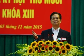 Thủ tướng Nguyễn Tấn Dũng phát biểu tại hội nghị tiếp xúc cử tri. (Ảnh: Lâm Khánh/TTXVN)