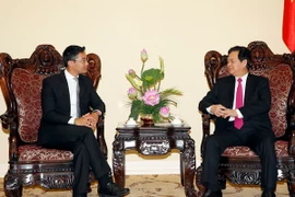 Thủ tướng Nguyễn Tấn Dũng tiếp Giám đốc điều hành Diễn đàn Kinh tế Thế giới (WEF) Philipp Rosler. (Ảnh: Đức Tám/TTXVN)