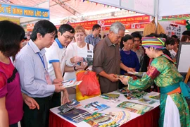 Khai mạc Hội chợ Du lịch Tây Bắc mở rộng tại tỉnh Phú Thọ