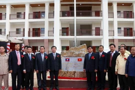 Các đại biểu tại lễ khánh thành. (Ảnh: Phạm Kiên/Vietnam+) 