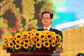 Thủ tướng dự kỷ niệm 40 năm giải phóng miền Nam tại Cần Thơ