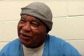 Samuel Little thú tội trong tù. (Ảnh: FBI)