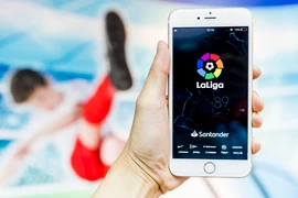 Ban tổ chức La Liga bị phạt vì "do thám" điện thoại của người hâm mộ bóng đá. (Ảnh: EnGadget)