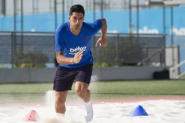 Luis Suarez đã sớm quay trở lại tập luyện. (Ảnh: Barcelona)