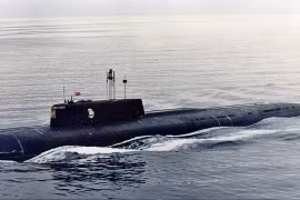 Tàu ngầm Kursk của Nga trước khi bị chìm vào năm 2000. (Ảnh: AP)