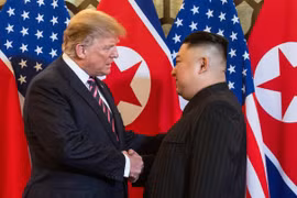Tổng thống Mỹ Donald Trump và Nhà lãnh đạo Triều Tiên Kim Jong-un. (Ảnh: AFP/TTXVN)