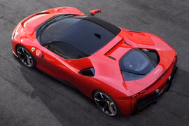 SF90 đã trở thành mẫu xe thương mại mạnh mẽ nhất của Ferrari (Ảnh: Topgear)