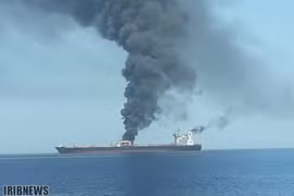 Tàu chở dầu Iran phát nổ. (Ảnh: IRIB News)