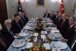 Các nhà lãnh đạo Thổ Nhĩ Kỳ và Libya gặp nhau tại Istanbul. (Ảnh: Anadolu)