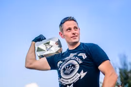Grant Thompson, chủ nhân kênh King of Random. (Ảnh: TubeFilter)