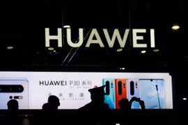 Huawei có thể đã bí mật giúp Triều Tiên xây dựng mạng di động không dây. (Ảnh: Reuters) 