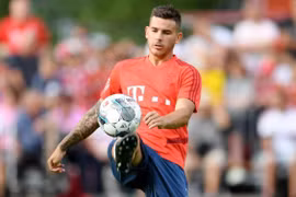 Lucas Hernandez trong màu áo Bayern Munich. (Ảnh: Reuters)