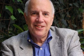 Giáo sư Ron Carver, Viện Nghiên cứu chính sách Hoa Kỳ. (Nguồn: siwps.org)