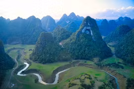 Danh lam thắng cảnh Mắt thần núi tại xã Cao Chương, huyện Trùng Khánh, tỉnh Cao Bằng. (Ảnh: Quốc Đạt/TTXVN)