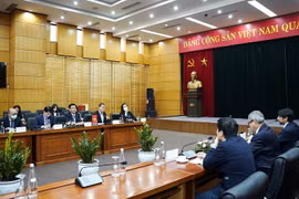 Quang cảnh buổi tiếp của Bộ trưởng Công Thương Nguyễn Hồng Diên với ngài Alejandro Negrin Muñoz, Đại sứ Đặc mệnh toàn quyền Cộng hòa Mexico tại Việt Nam. (Nguồn: congthuong.vn)