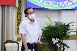 Bí thư Thành ủy Thành phố Hồ Chí Minh Nguyễn Văn Nên phát biểu tại hội nghị. (Ảnh: TTXVN phát)