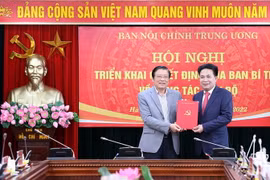 Trao quyết định của Ban Bí thư bổ nhiệm Phó Trưởng Ban Nội chính TW
