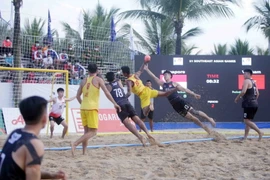 SEA Games 31: Bóng ném bãi biển Việt Nam thắng dễ trận mở màn