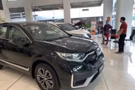 Hãng xe, đại lý chạy đua giảm sập sàn giá ôtô trong tháng Ngâu 