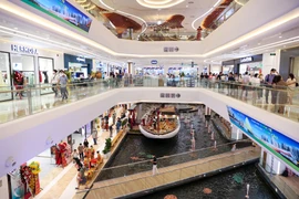 [Photo] Cận cảnh điểm vui chơi, mua sắm hấp dẫn phía Tây Hà Nội