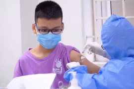 Hà Nội tổ chức tiêm vaccine ngừa COVID-19 cho học sinh lớp 7, 8