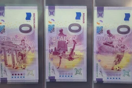 Cận cảnh bộ tiền 0 Euro lưu niệm cho vòng chung kết Word Cup 2022 