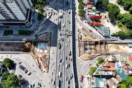 [Video] Hầm chui Lê Văn Lương-Vành đai 3 sẵn sàng cho ngày thông xe