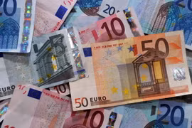 Đồng euro tăng nhờ hy vọng vào việc thu xếp nợ của Hy Lạp