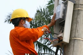 Lý giải nguyên nhân tiền điện của nhiều hộ gia đình tăng mạnh 