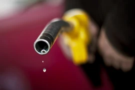 Iran và Iraq sẽ giảm giá dầu kỷ lục cho thị trường châu Á