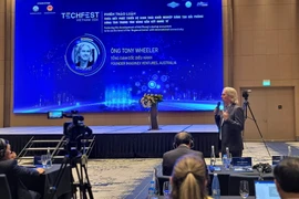 Đại biểu nước ngoài phát biểu trong khuôn khổ Techfest 2024. (Ảnh: Minh Thu/TTXVN)