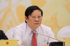 Thứ trưởng Bộ Y tế khẳng định sẽ xét xét vụ việc tại thẩm mỹ viện Kim Cương A&B tới cùng. (Ảnh: Minh Sơn/Vietnam+)