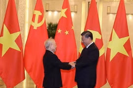 Chiều 31/10/2022, tại Đại Lễ đường Nhân dân ở Thủ đô Bắc Kinh, Tổng Bí thư, Chủ tịch nước Trung Quốc Tập Cận Bình chủ trì Lễ đón Tổng Bí thư Nguyễn Phú Trọng thăm chính thức Trung Quốc. (Ảnh: Trí Dũng/TTXVN)