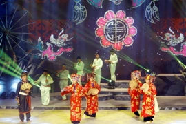 200 nghệ sỹ tham gia Liên hoan dân ca Việt Nam khu vực Nam Bộ 