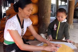 Bánh Khẩu Xén - đặc sản ngày Tết của người Thái Mường Lay