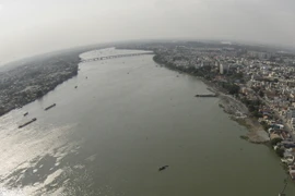 Sông Đồng Nai nhìn từ trên cao. (Ảnh: Sỹ Tuyên/TTXVN)