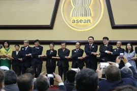 Tổng Thư ký ASEAN Lê Lương Minh và các đại biểu tại lễ kỷ niệm. (Ảnh: Đỗ Quyên/Vietnam+)