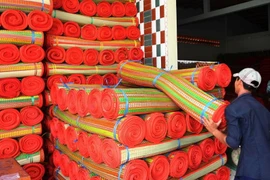 Sản phẩm chiếu Định Yên đã có mặt ở nhiều nước. (Ảnh: Phương Vy/TTXVN)