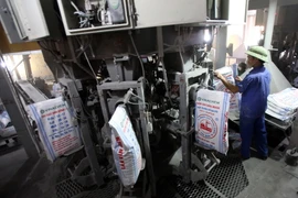 Luật thuế 71 VAT về phân bón: Khó cho cả doanh nghiệp và người dân