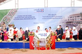 LaoVietBank tổ chức động thổ Khu phức hợp Noongtha ở Vientiane