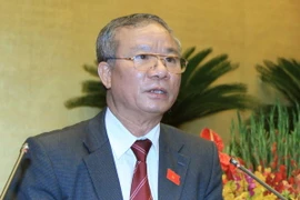 Giám sát phát triển kinh tế gắn với bảo đảm quốc phòng, an ninh