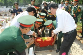 Quảng Trị tổ chức lễ truy điệu và an táng 14 hài cốt liệt sỹ 